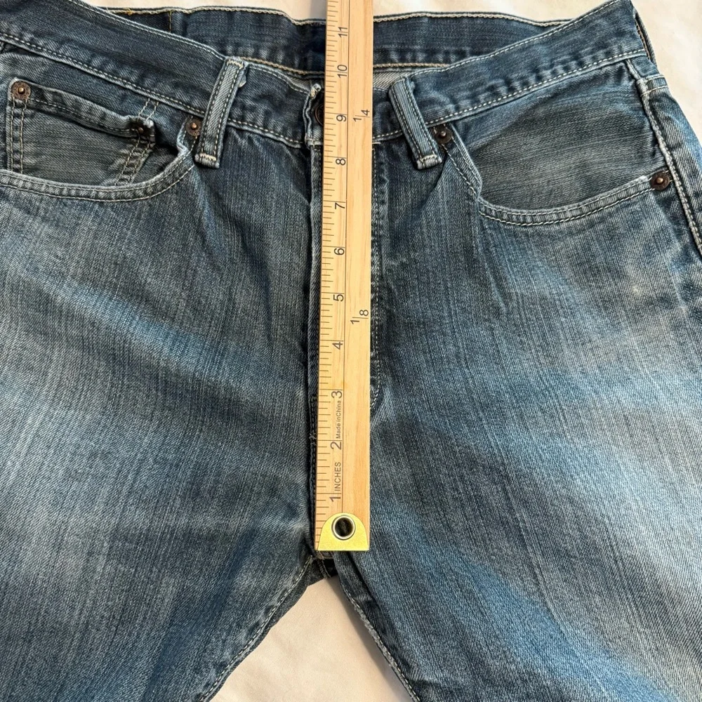 Levis stain button