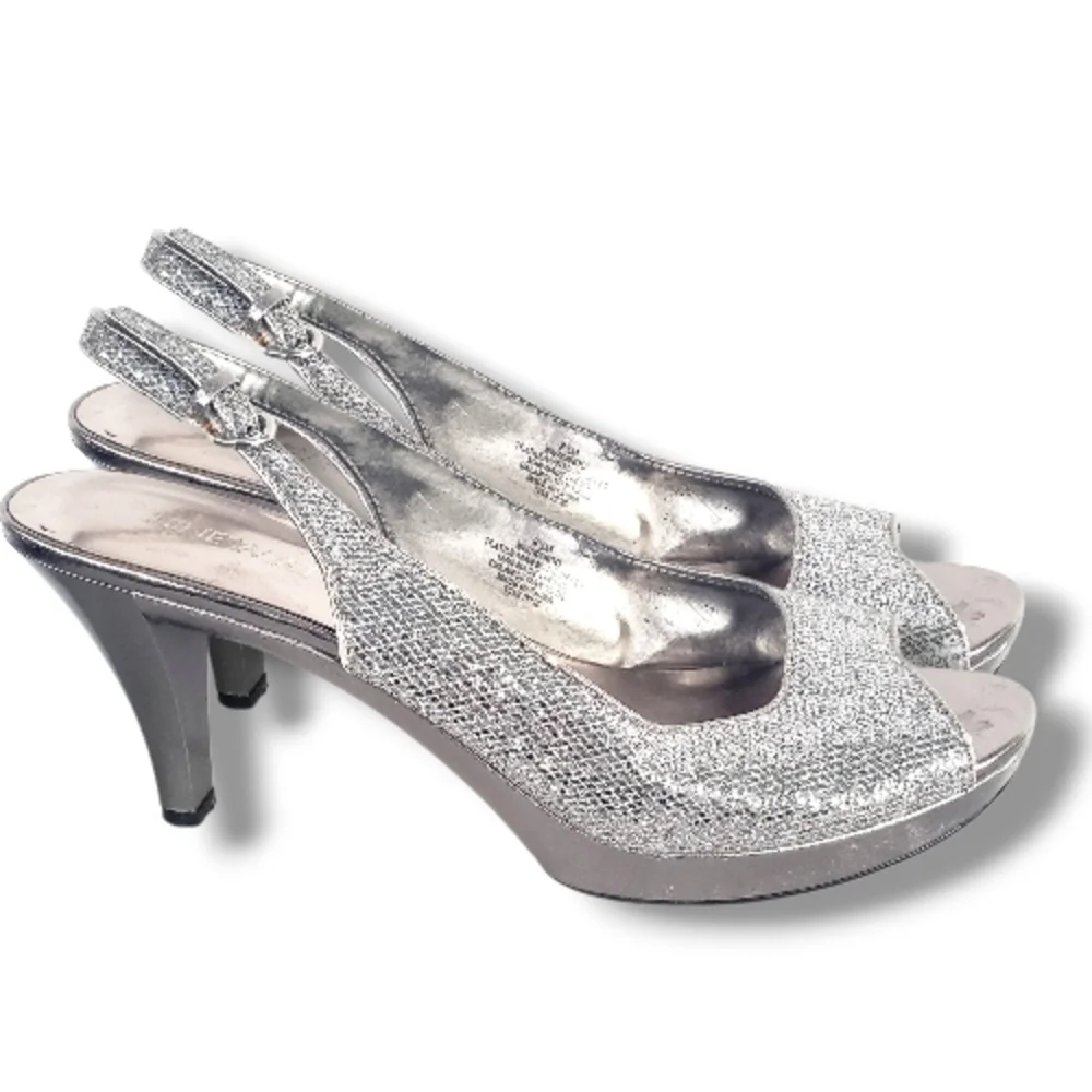 Nine West shimmering silver