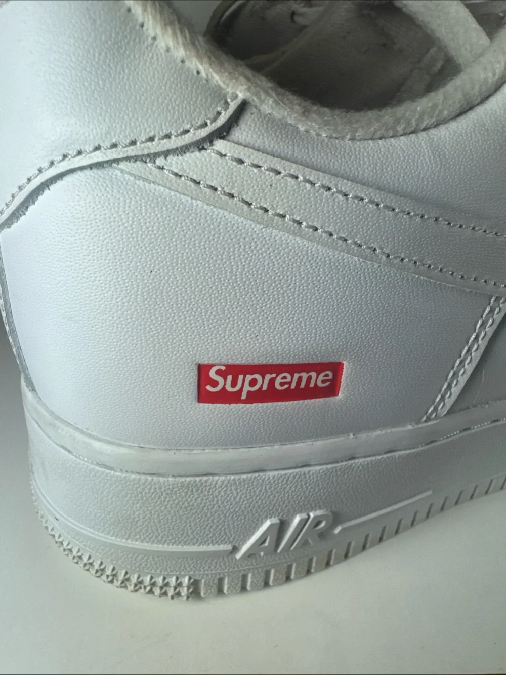 Nike classic low