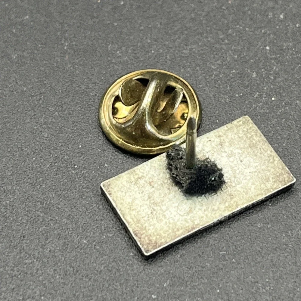 N/A pin has