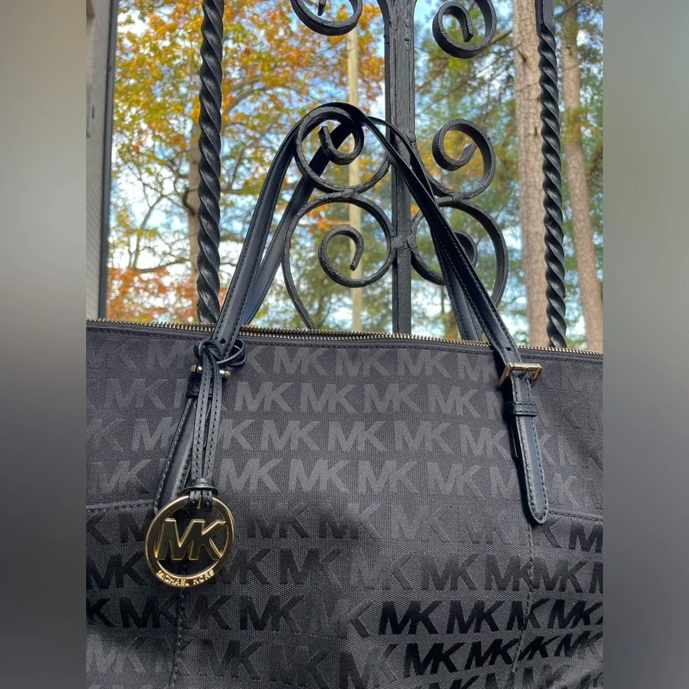 MICHAEL KORS BAG,Michael Kors Black Monogram Handbag