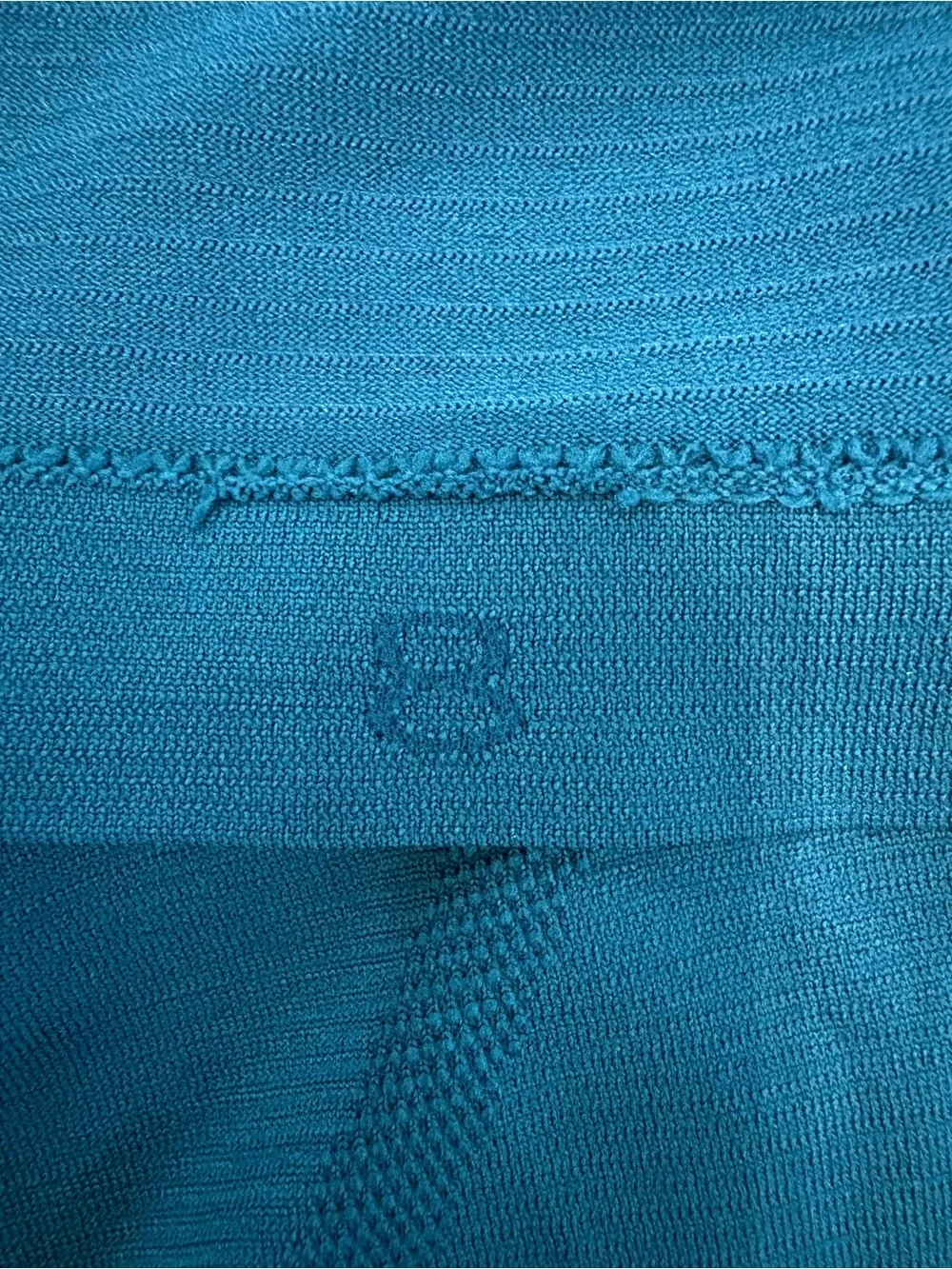 lululemon athletica shirt body 2026