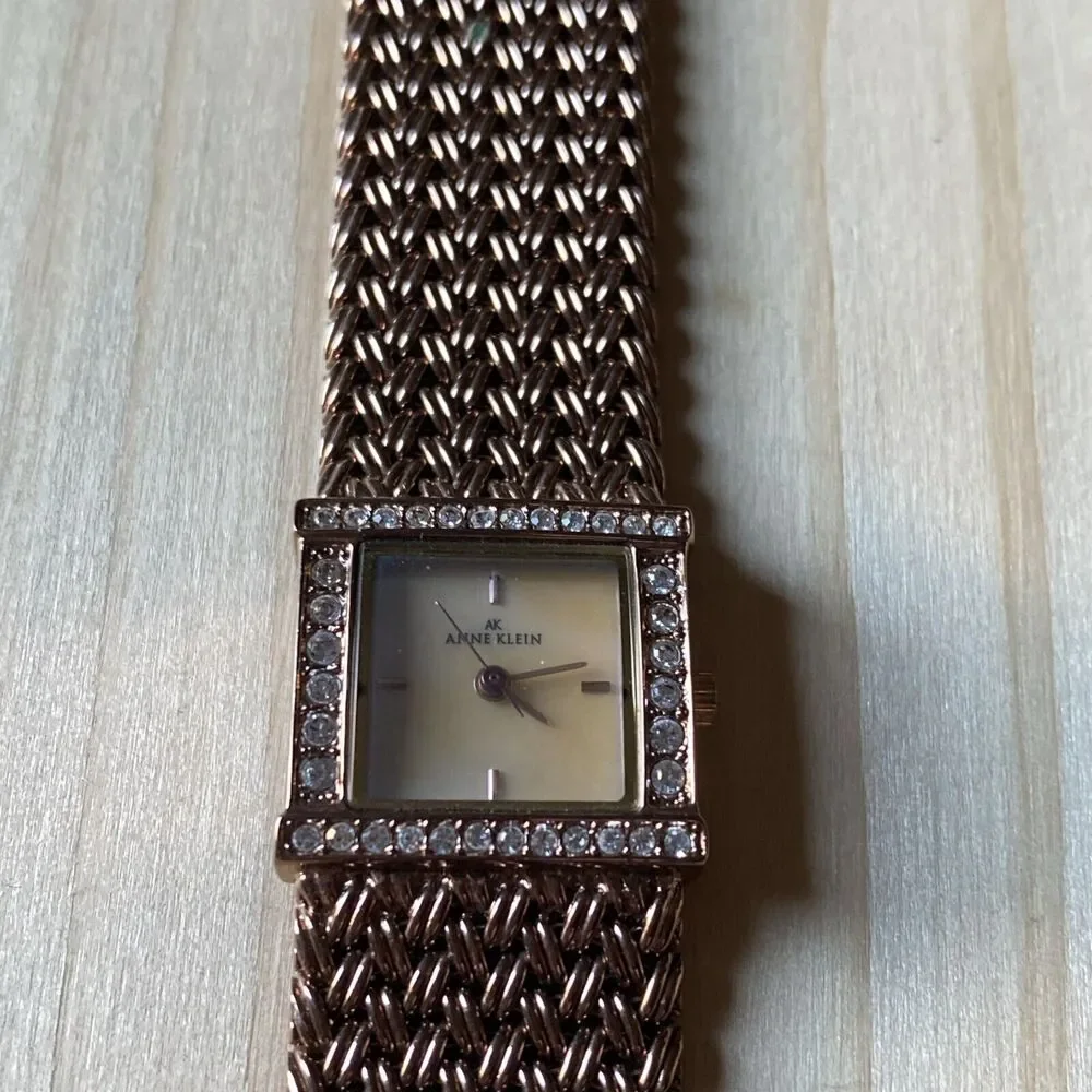Anne Klein anne klein