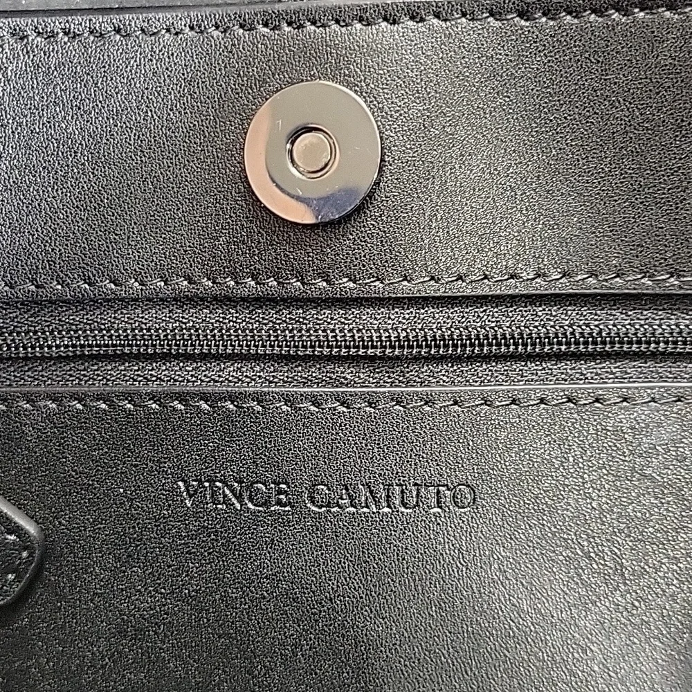 Vince Camuto vince camuto
