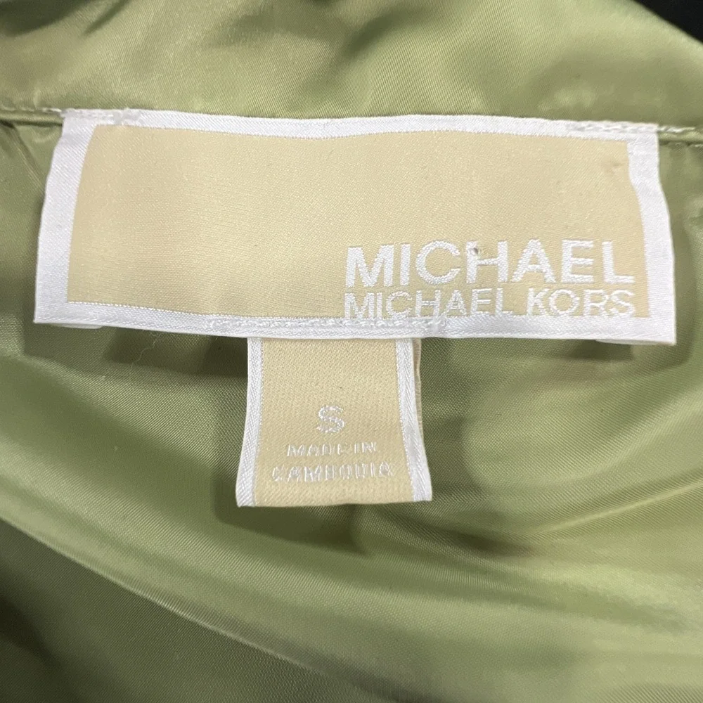 Michael Kors stay stylish