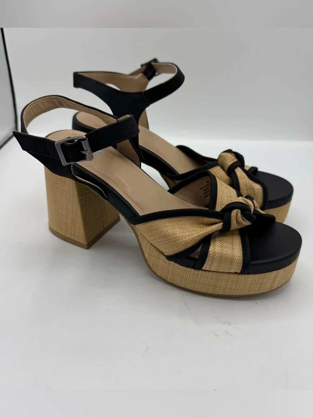 MIA roxie platform sandal knotted heels beige/black size 8 resortwear vacation