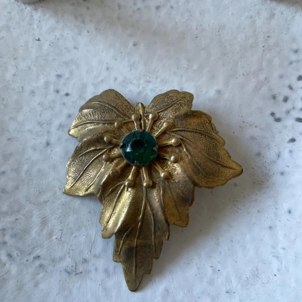 N/A vintage gold
