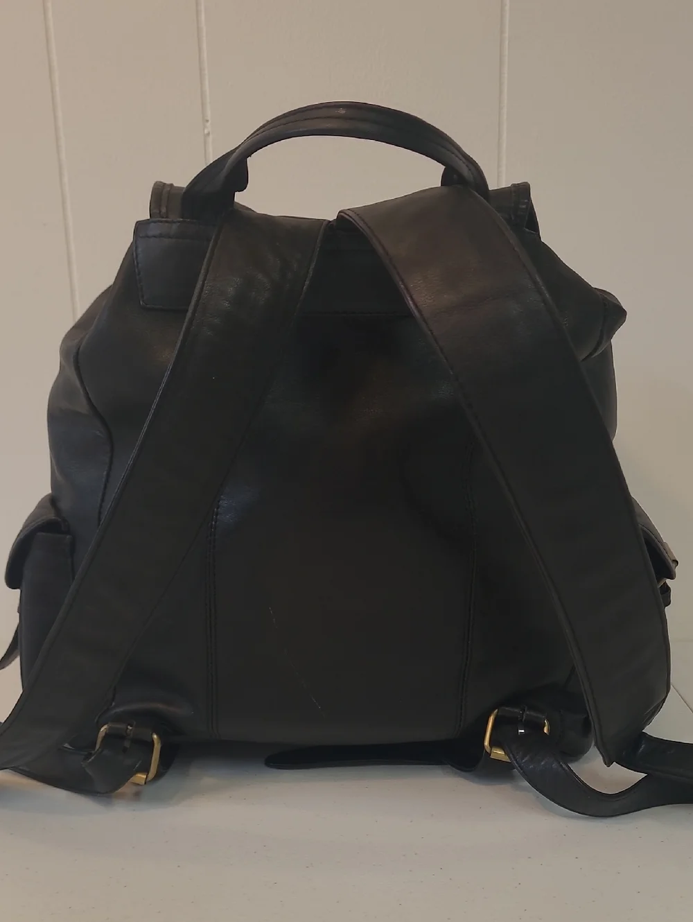M. London Vintage Black Leather Patinaed Backpack Multi Pocket Drawstring Close