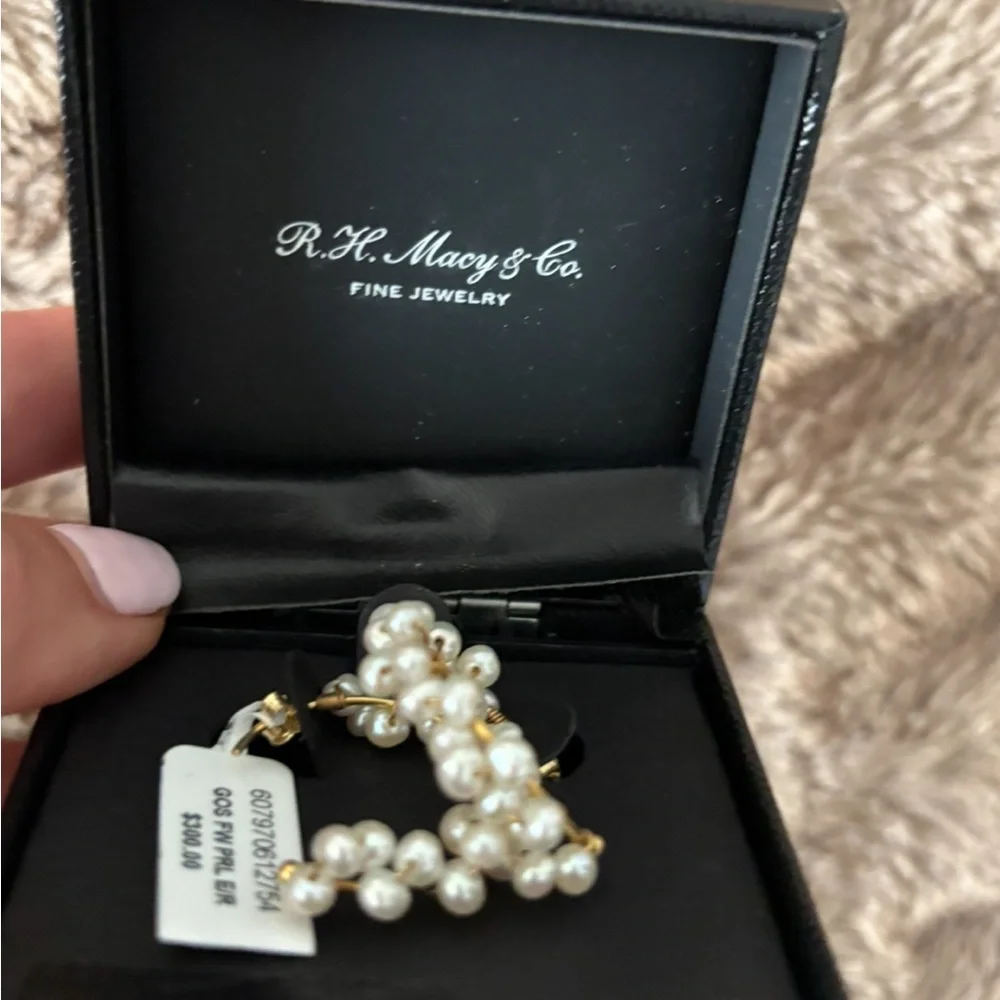 Macys retail $300