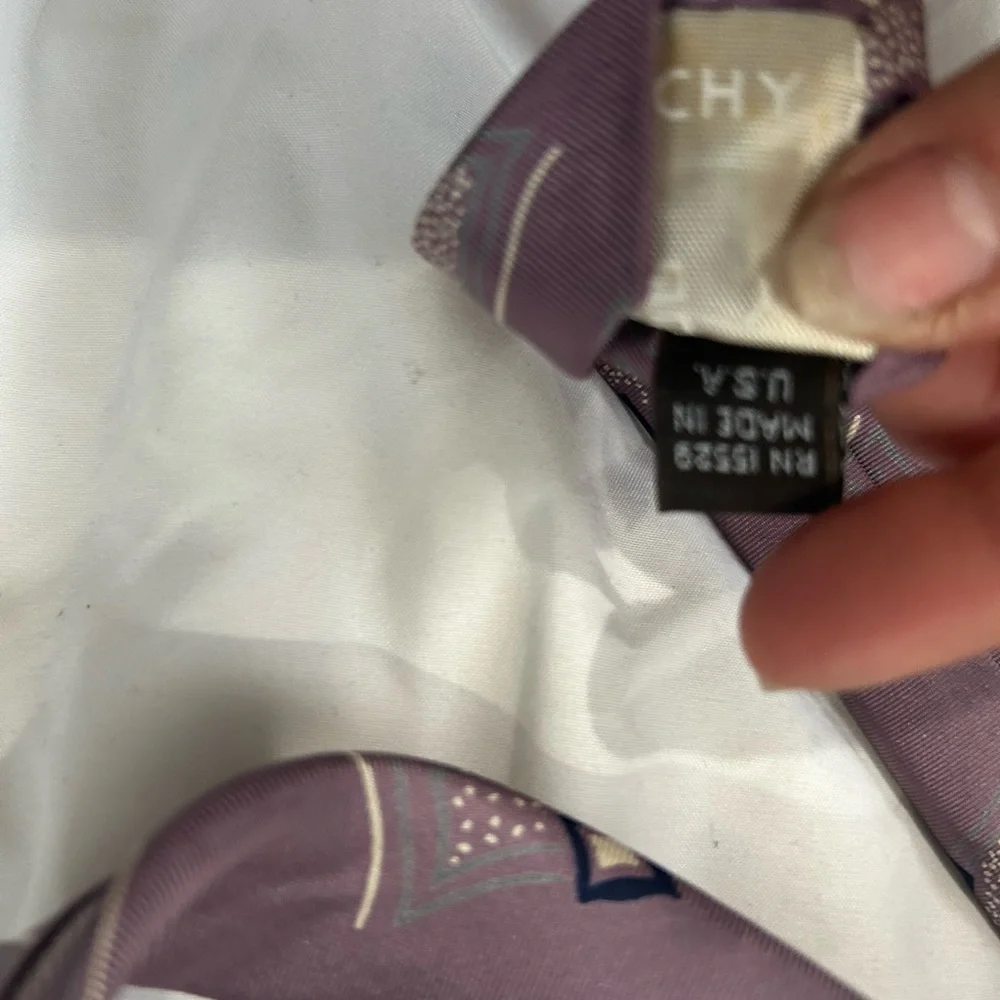 Oscar de la Renta elegant silk