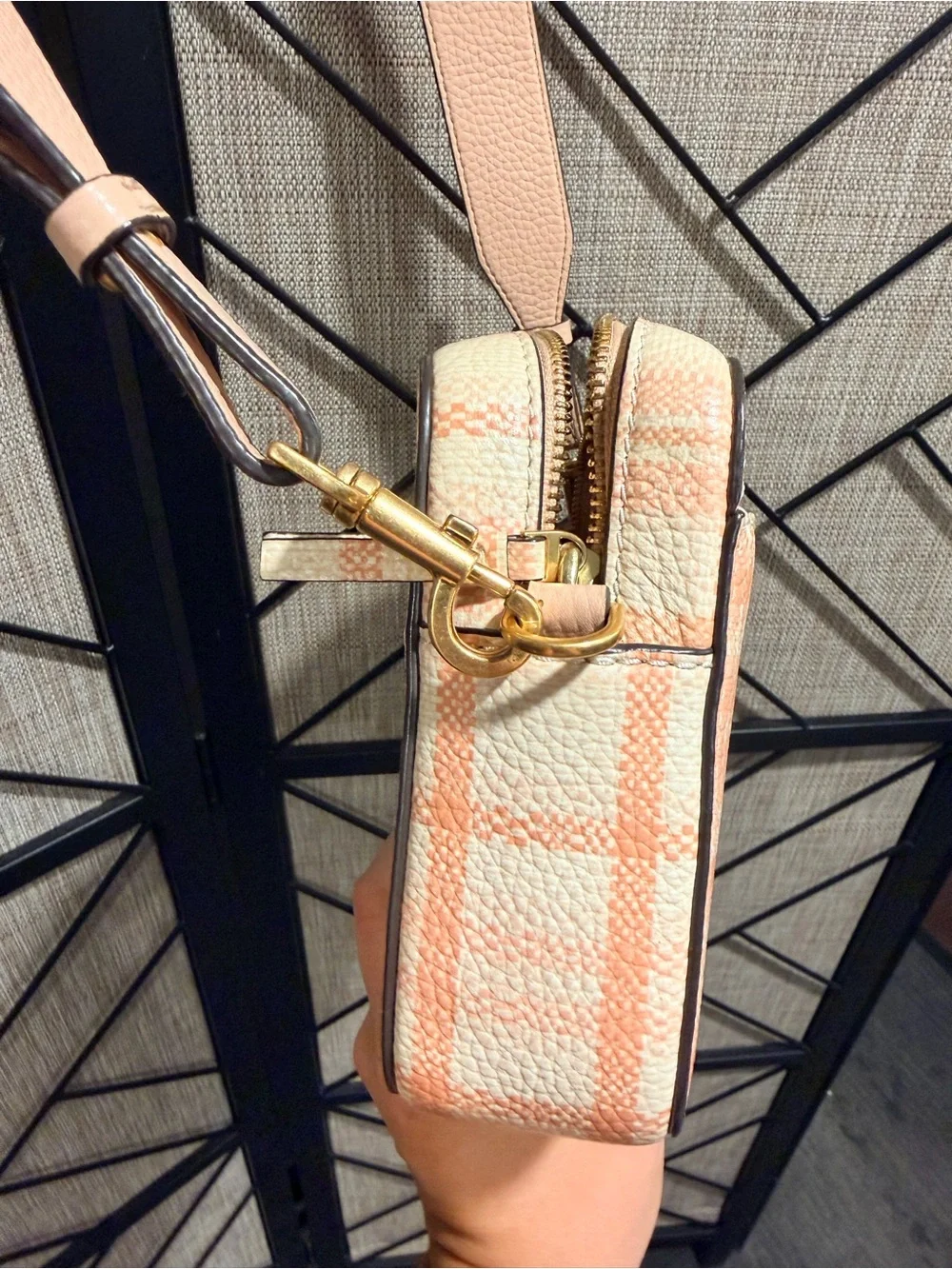 Tory Burch zipper make