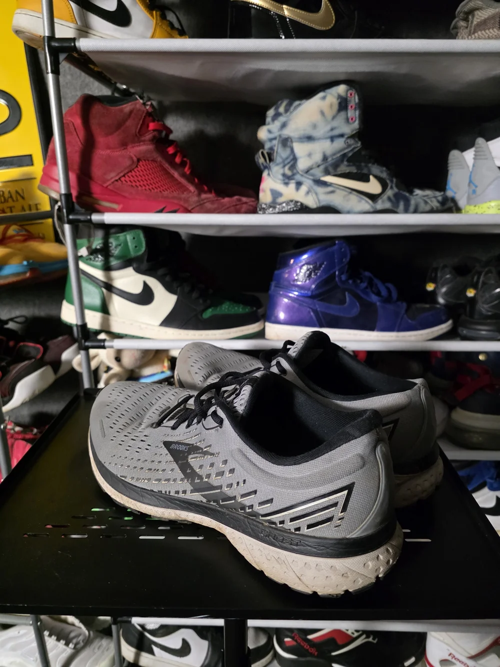 Brooks closure midsole cream