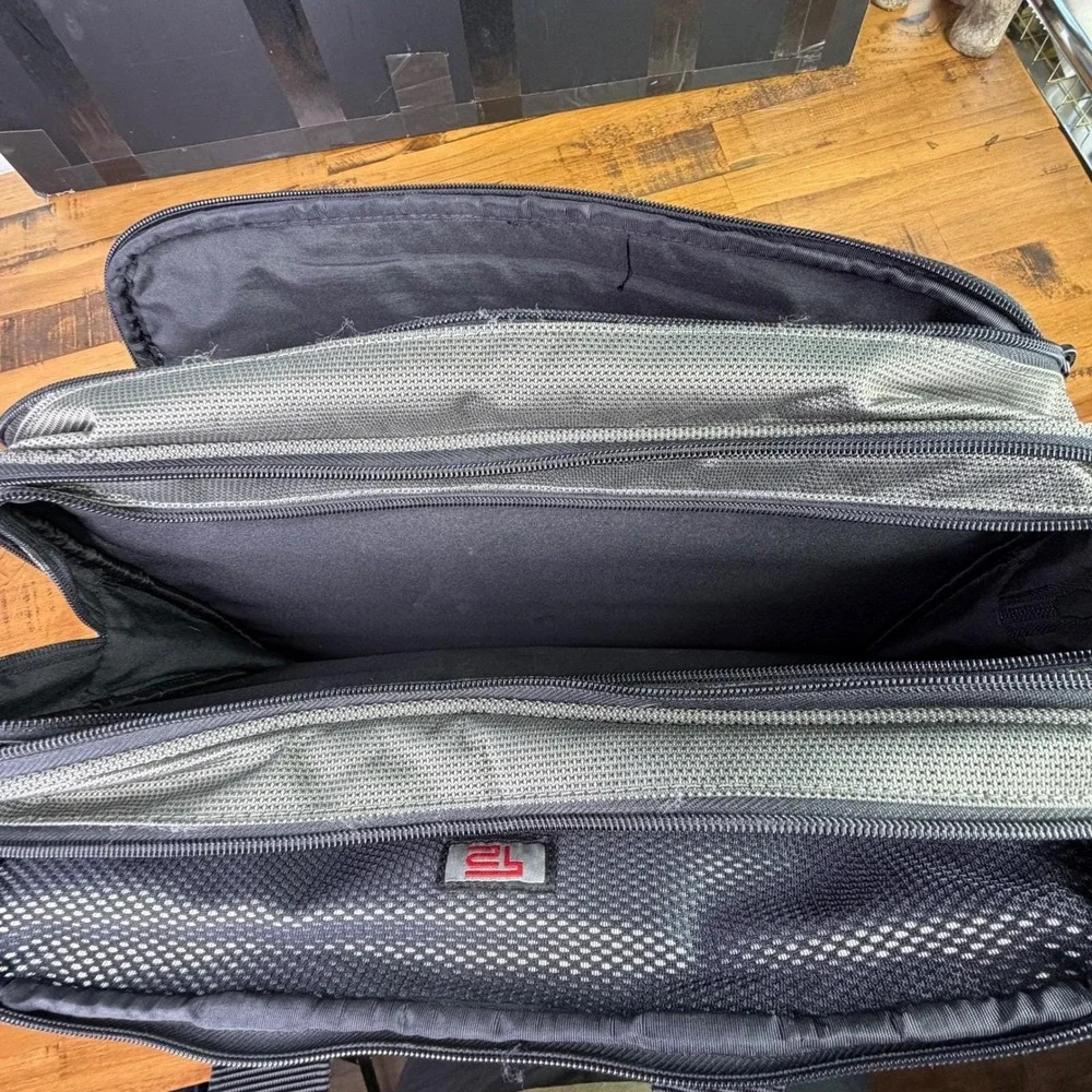 Tumi t2 ballistic