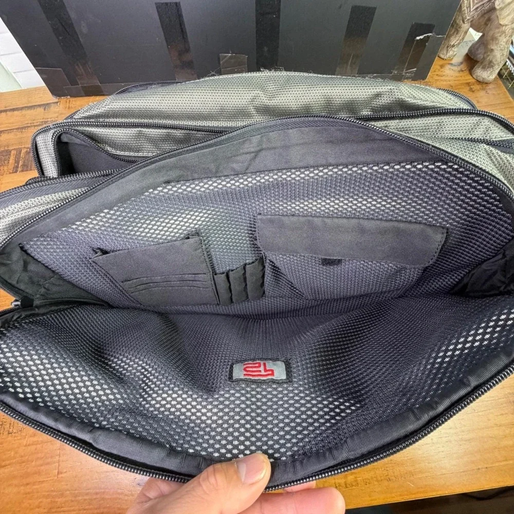 Tumi t2 ballistic