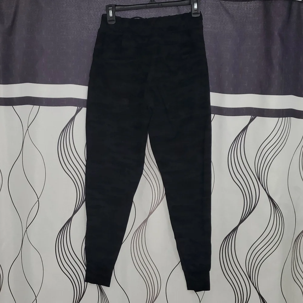 Alphalete Premium Joggers Men's Size Small