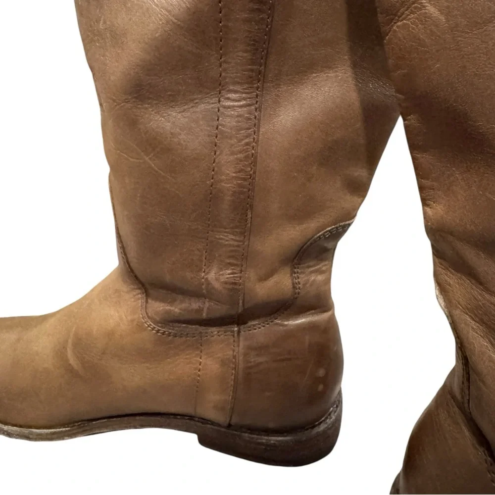 Frye new without