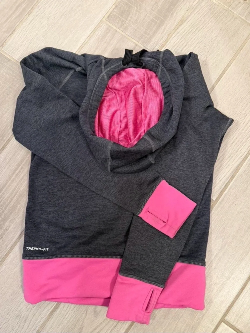 Nike pullover hoodie
