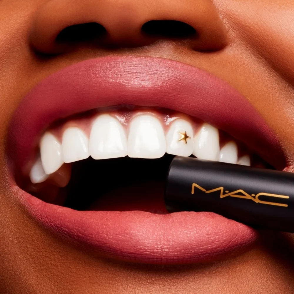 MAC Cosmetics mega bold