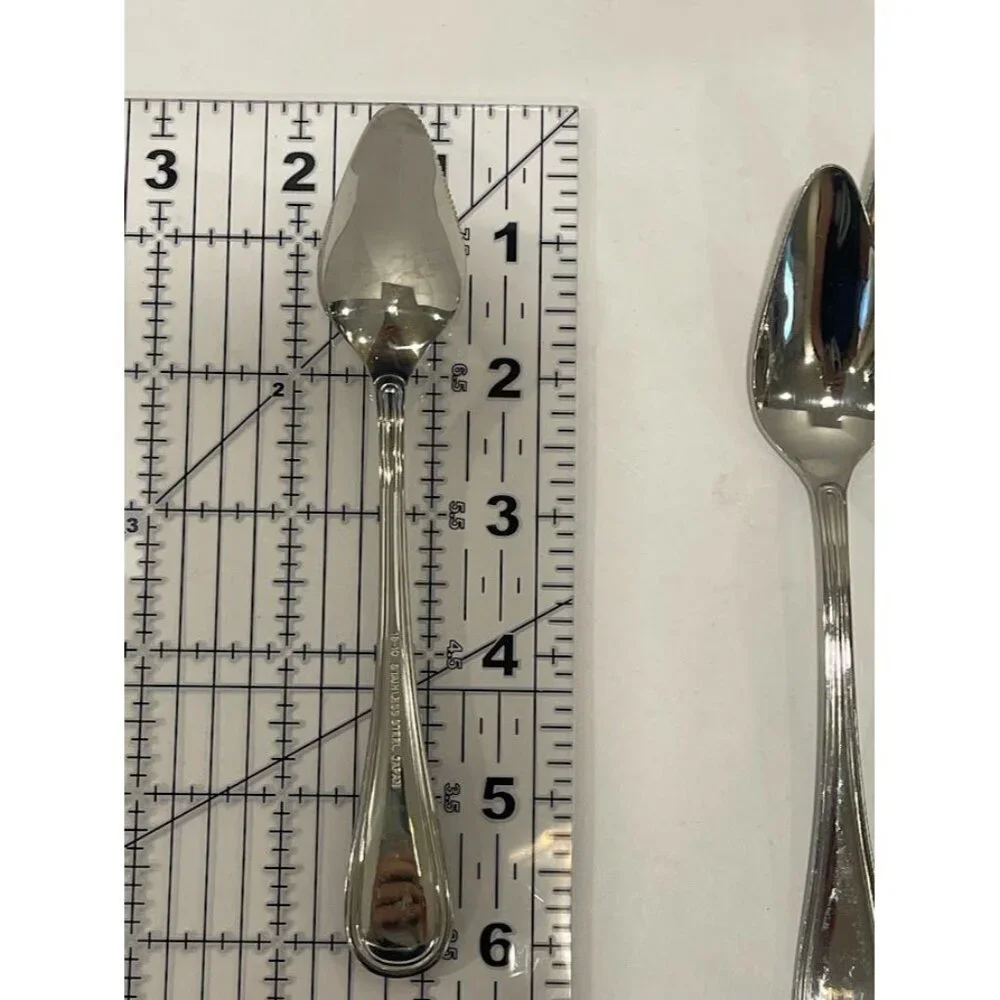 Set Of 8 Vintage Serrated edge citrus Oneida Stainless Steel Demitasse Spoons 4.