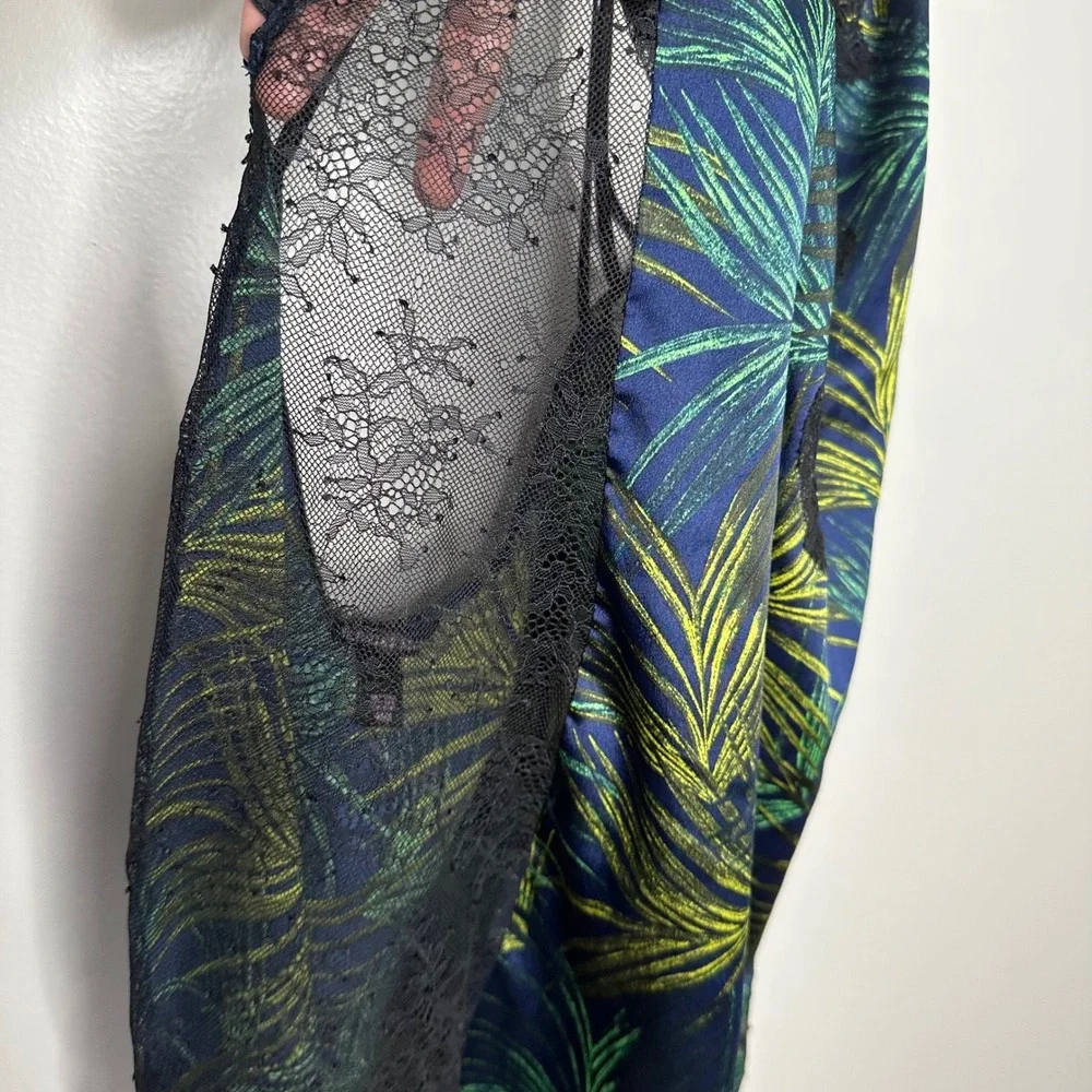 Victorias Secret embrace exotic