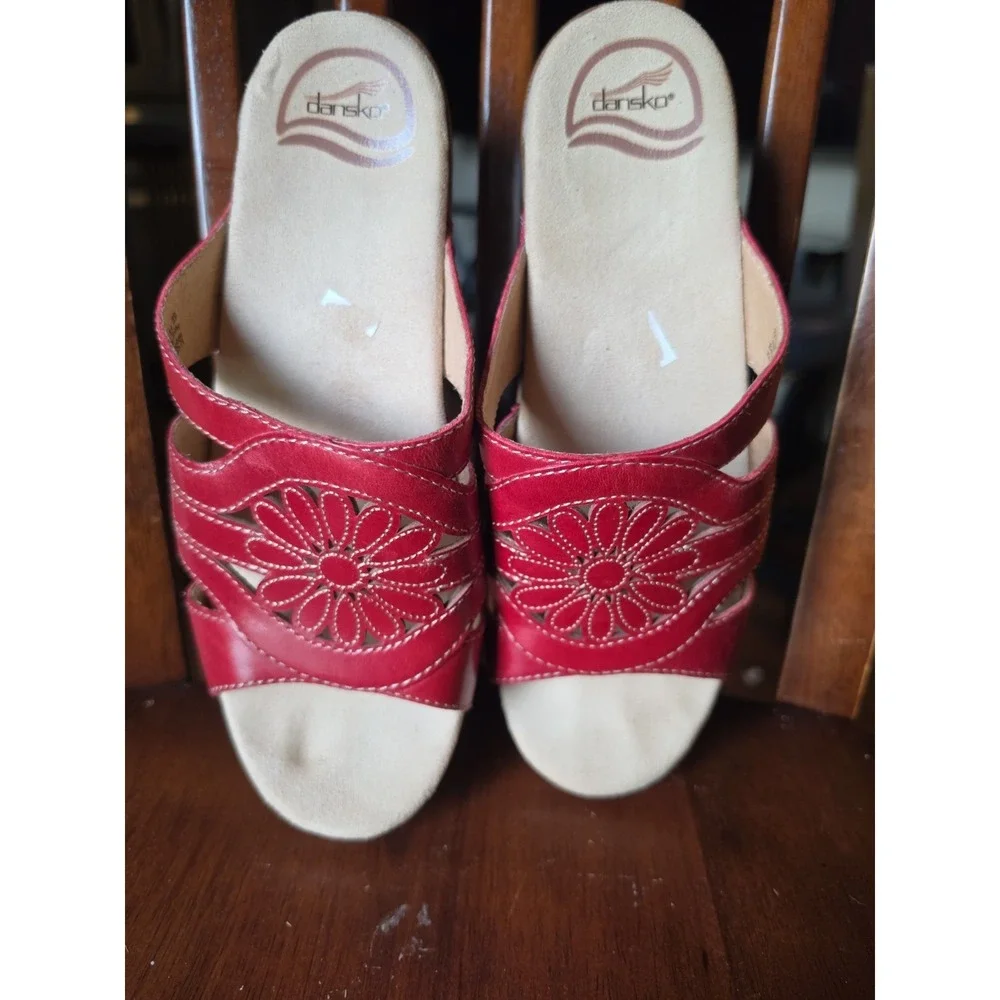 Dansko floral burgundy