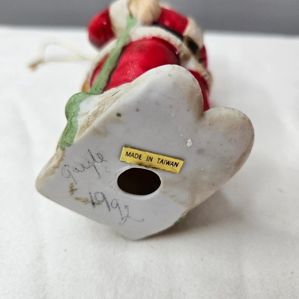 Vtg 1992‎ Santa Claus Ceramic Christmas Ornament Toy Sack Skies 4.5