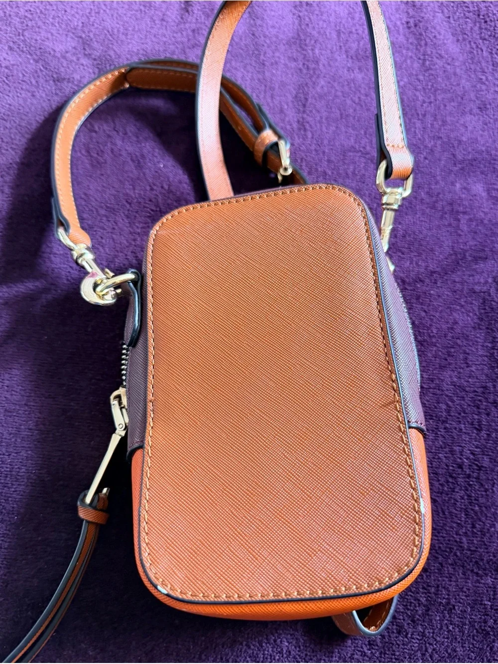 Marc Jacobs stylish orange