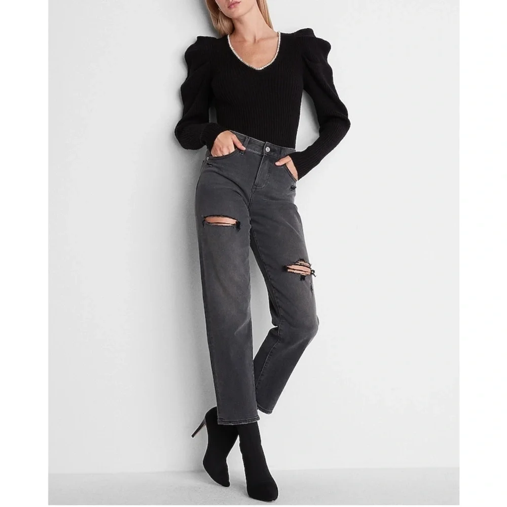 Express features fabric