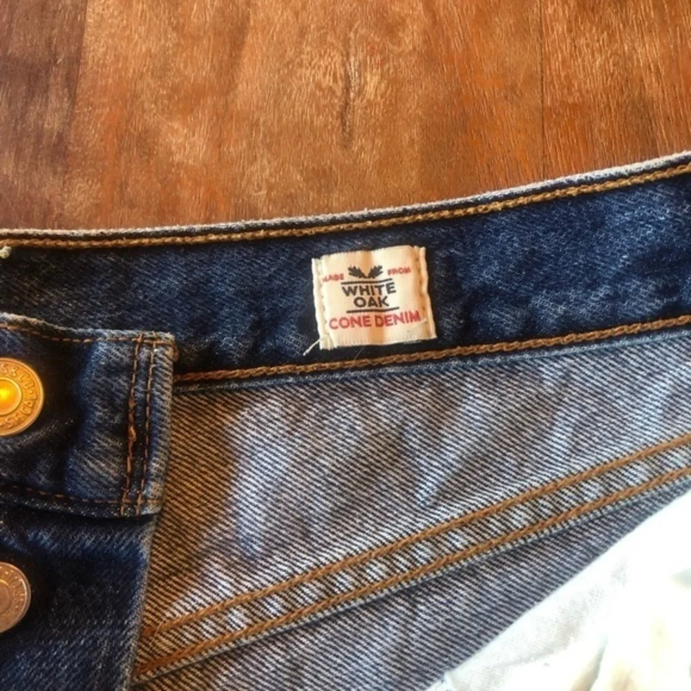 Levis preowned no