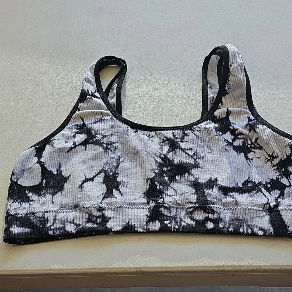 Womens used tie dye sports bra. No Boundaries