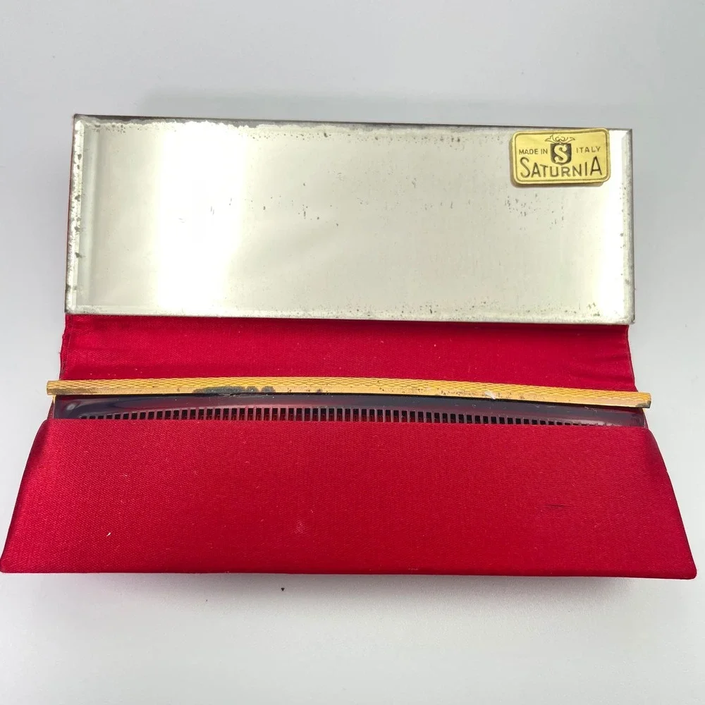 Saturnia collectible adorned