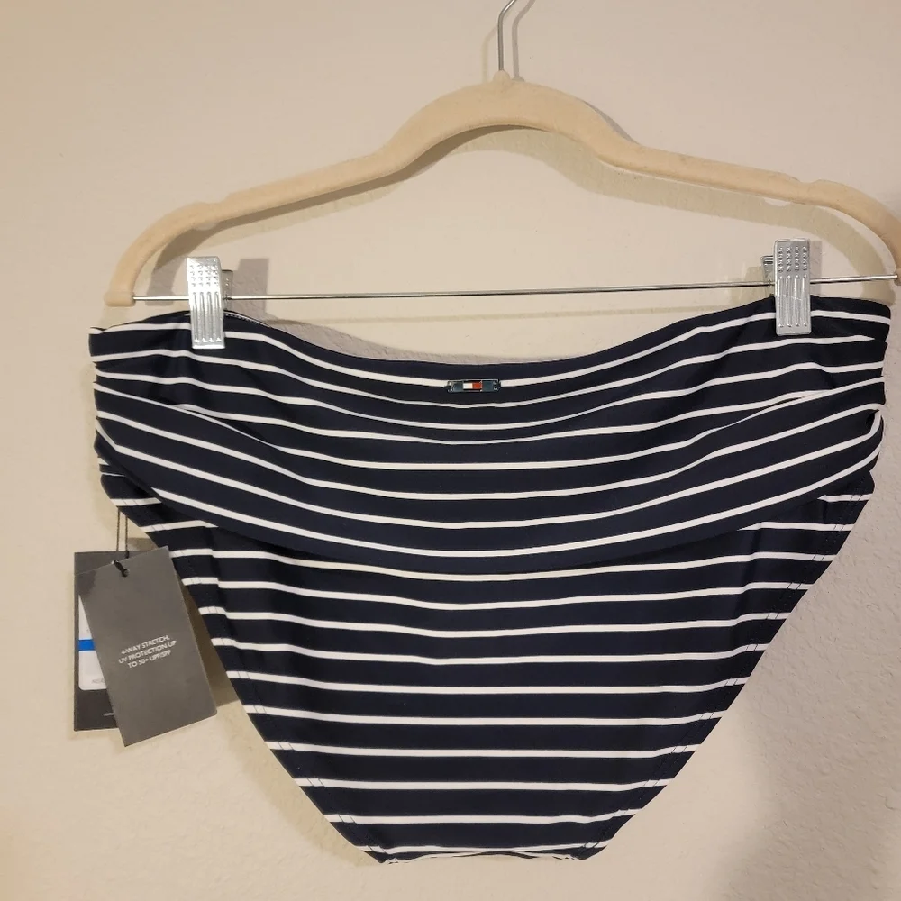 Tommy Hilfiger gorgeous stripped