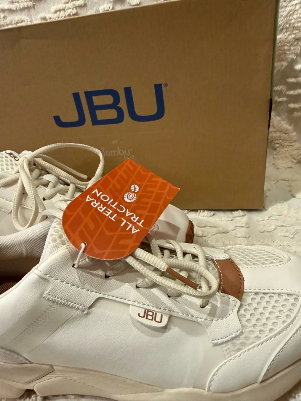 JBU lightweight lace