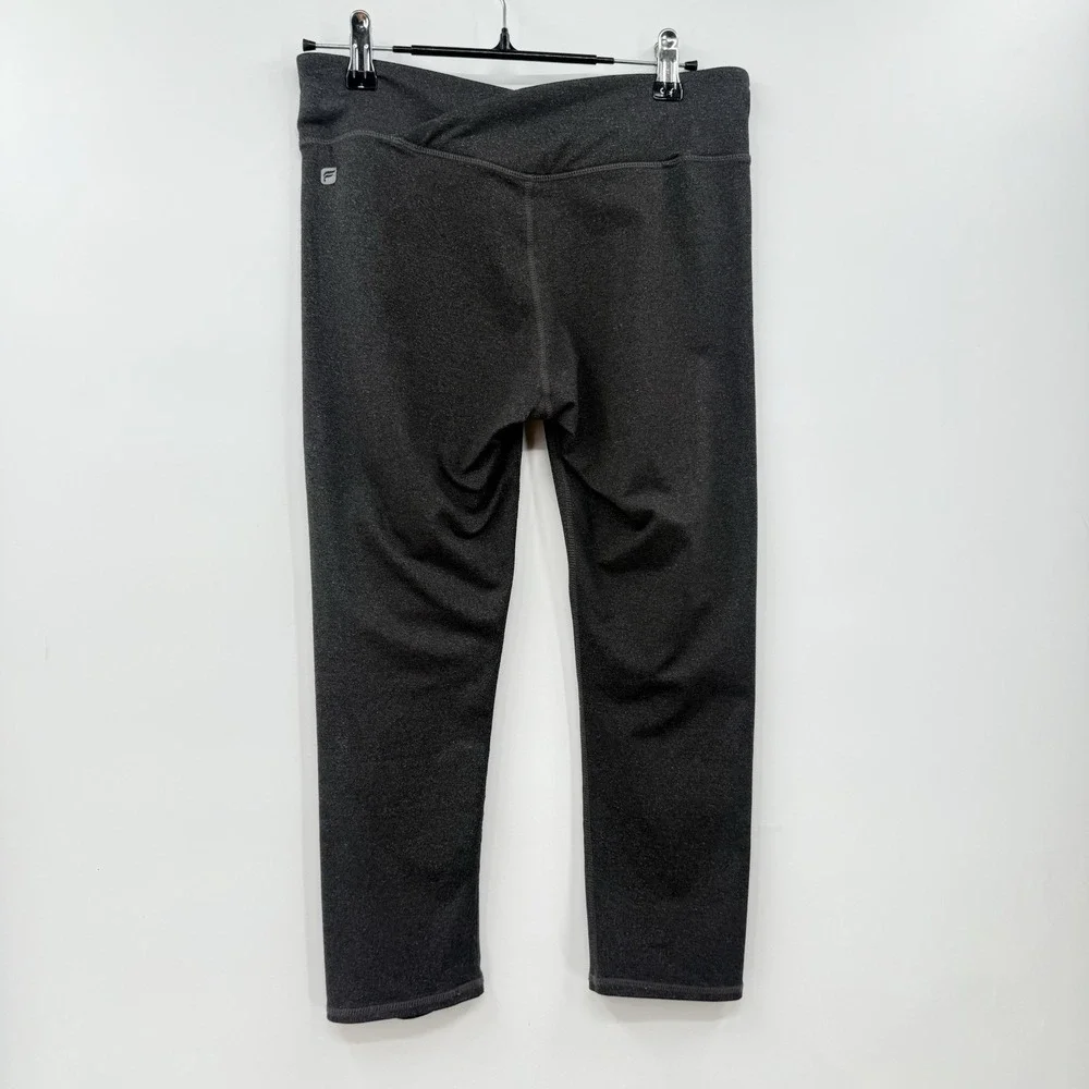 Fabletics crop capri