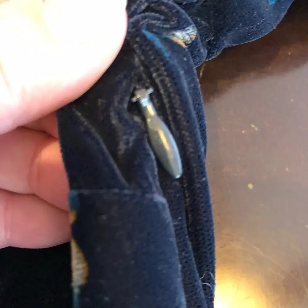 CAbi sleeves 25” preowned