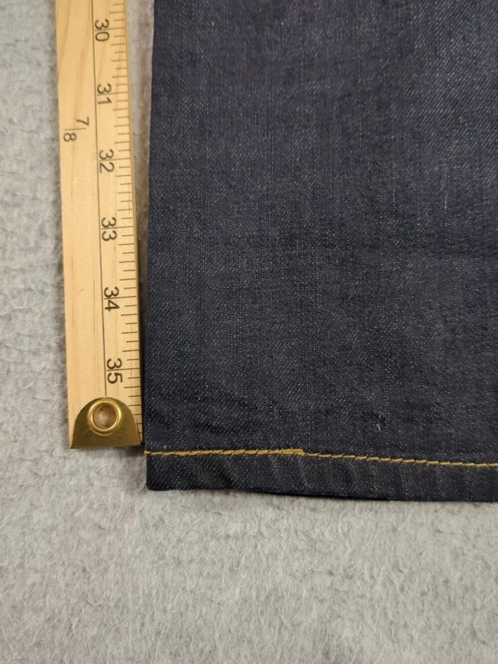 Levis levi 527