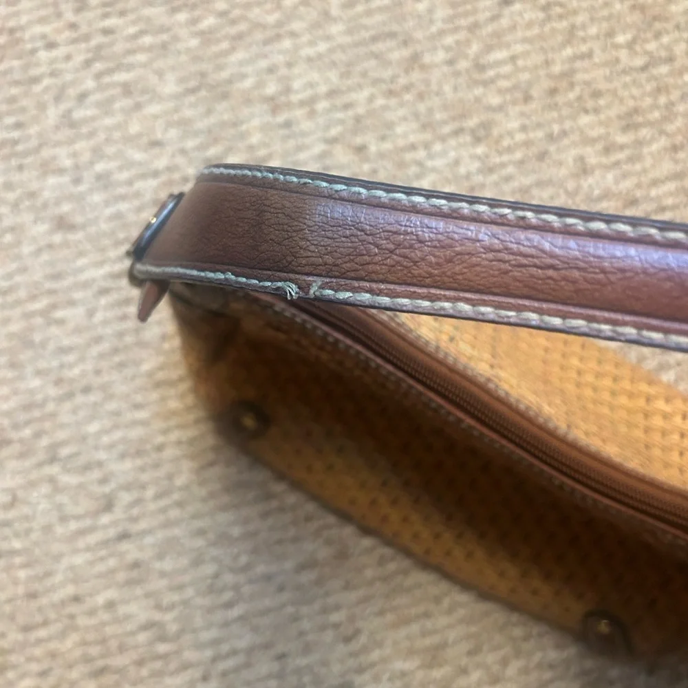 N/A fossil leather