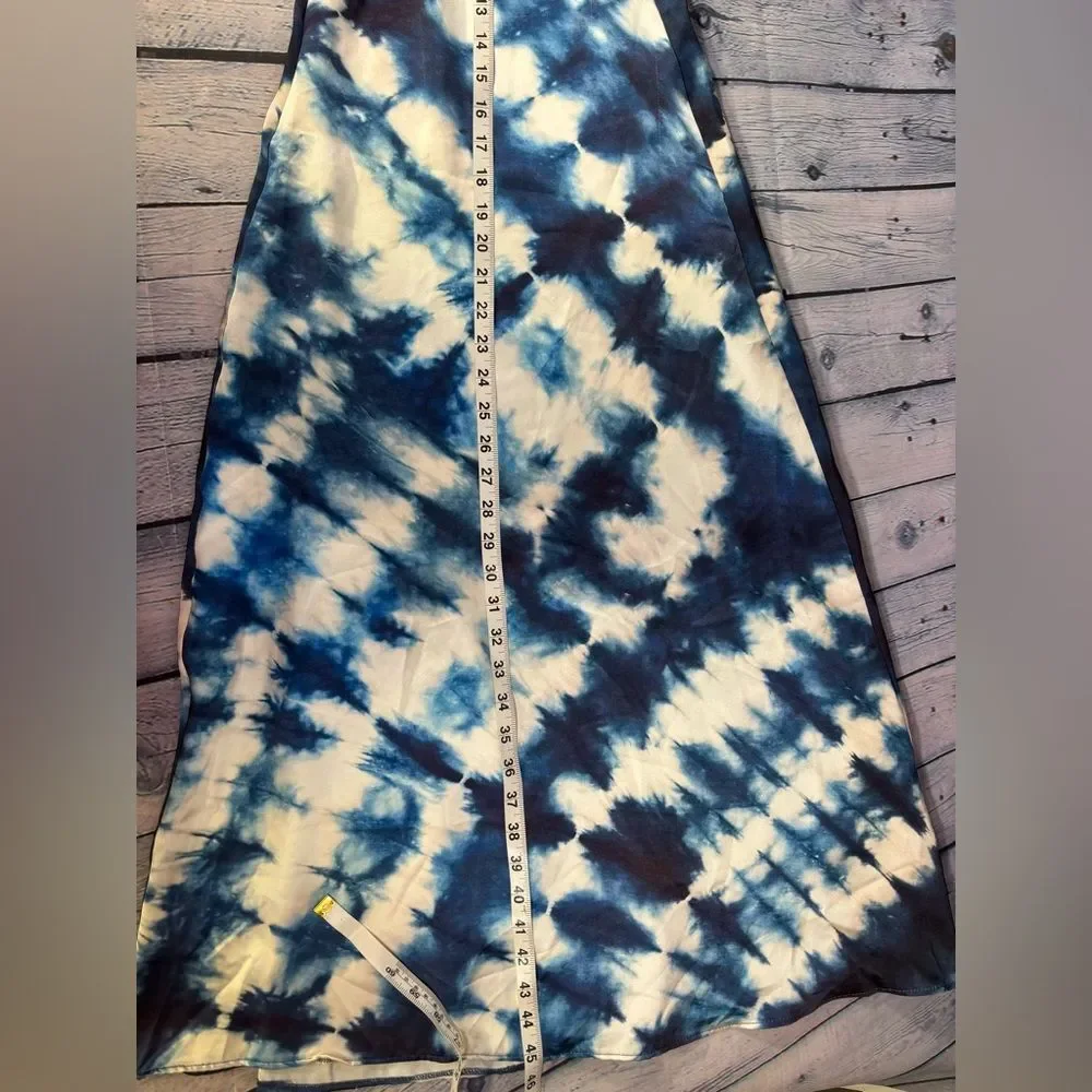 Zara blue white