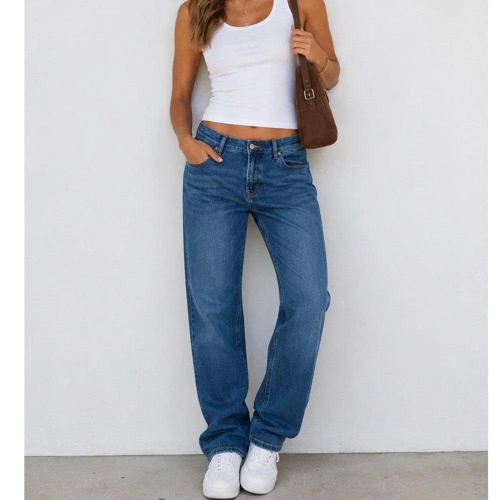 Time and Tru 16 Straight Leg Jeans Stretch Medium Wash Blue Flattering Classic