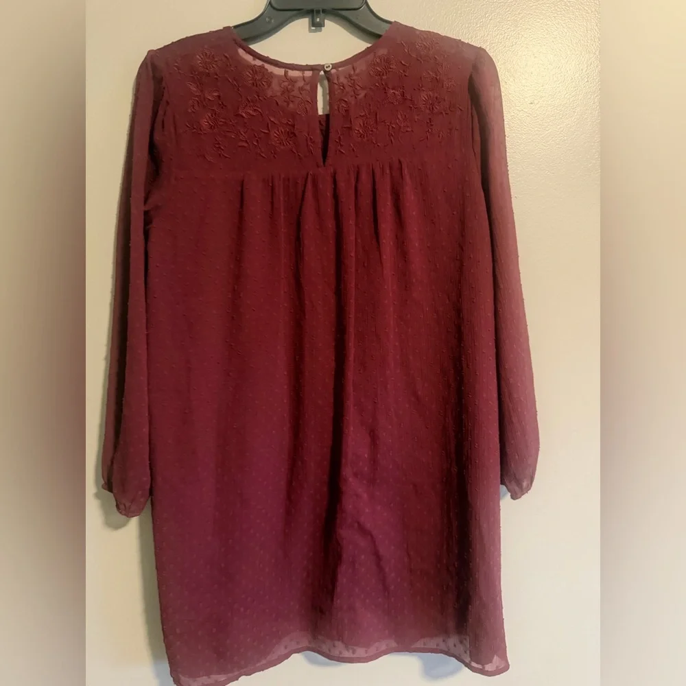 Abercrombie & Fitch chic maroon