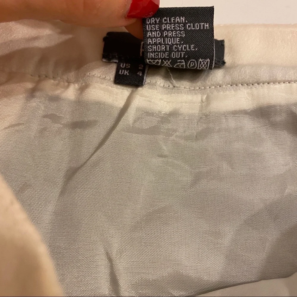 PER SE SKIRT PENCIL CREAM BLACK FLORAL PANELS Size 2