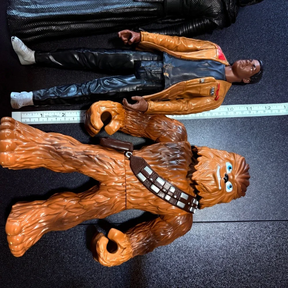 Hasbro chewbacca kylo