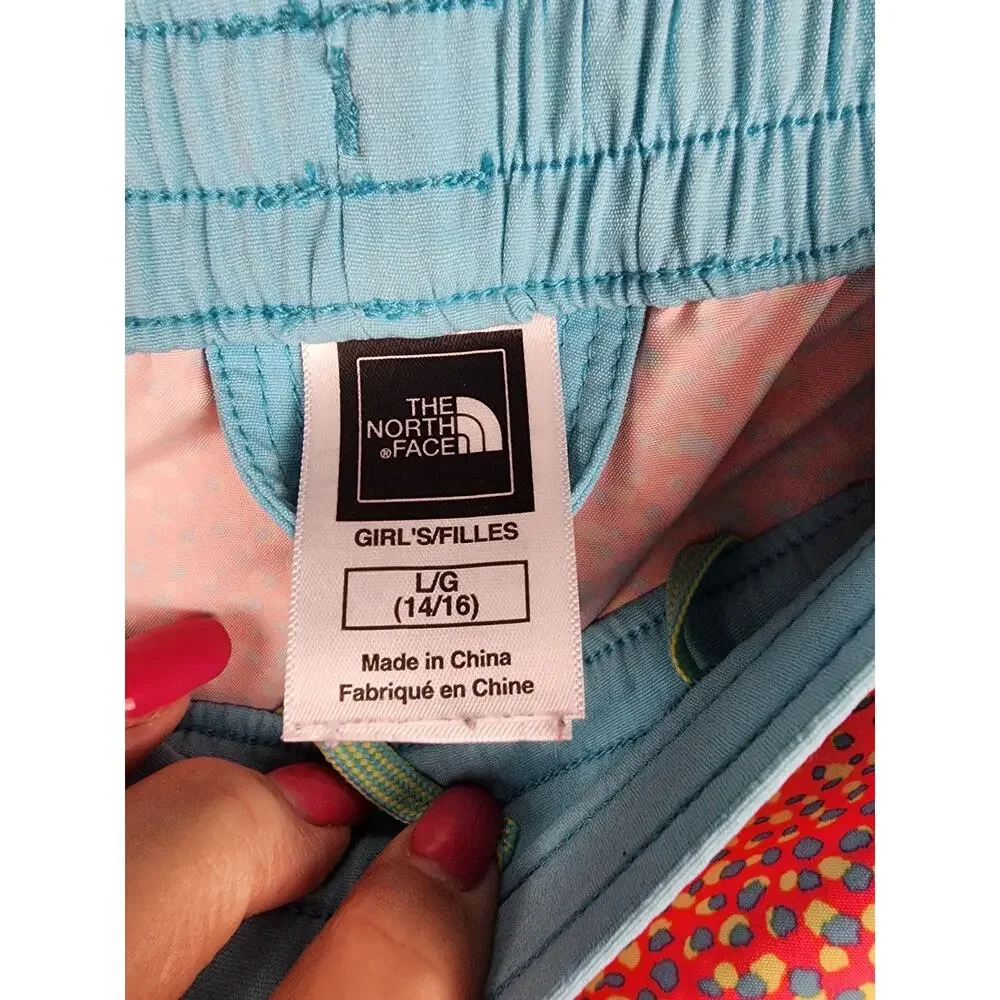 The North Face contrast shipping details