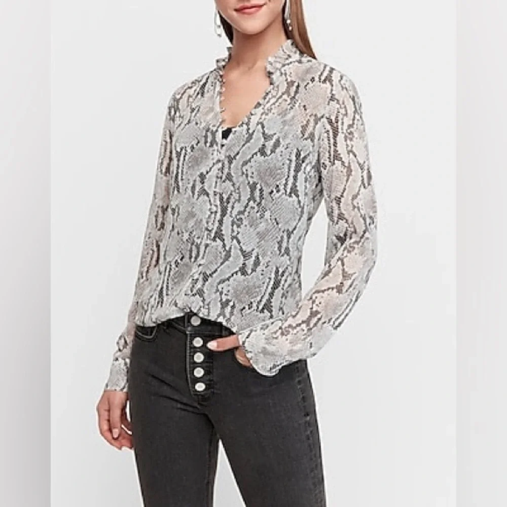 Express Slim Fit Sheer Snakeskin Print Ruffle Portofino Shirt Size Small