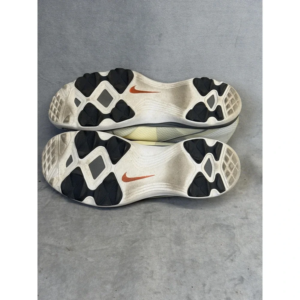Nike Training Shoes Womens Size 8.5 White Gray‎ Lunarlon Sneakers 628539-002