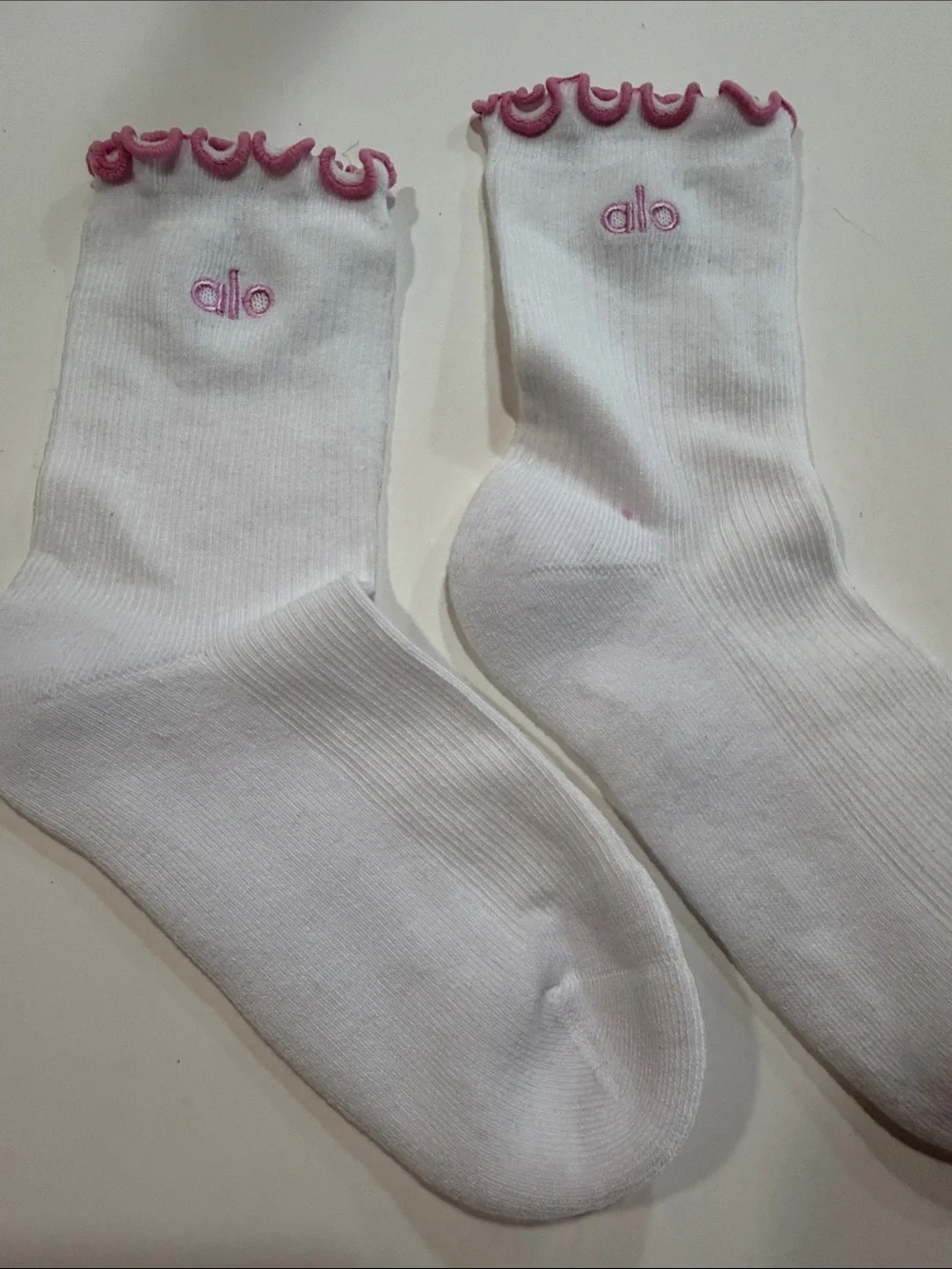 ALO Yoga white ankle