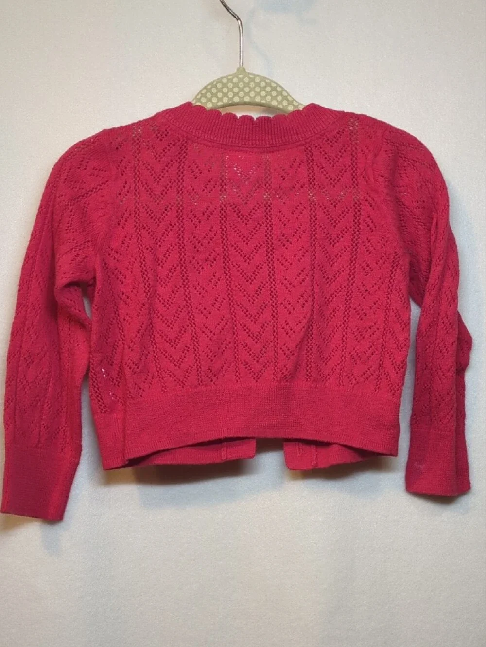 GAP vibrant red