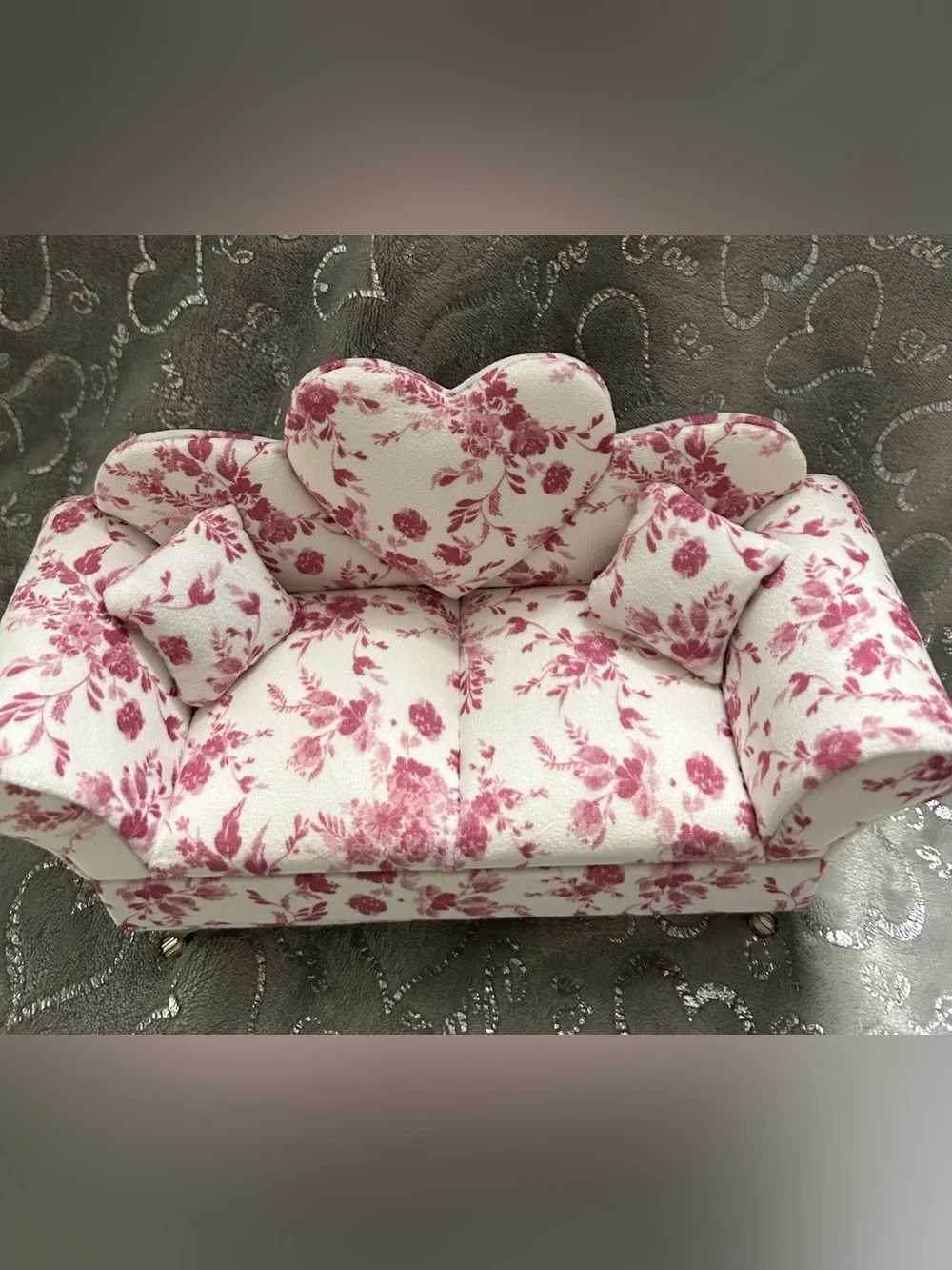 Hilabee soft plush