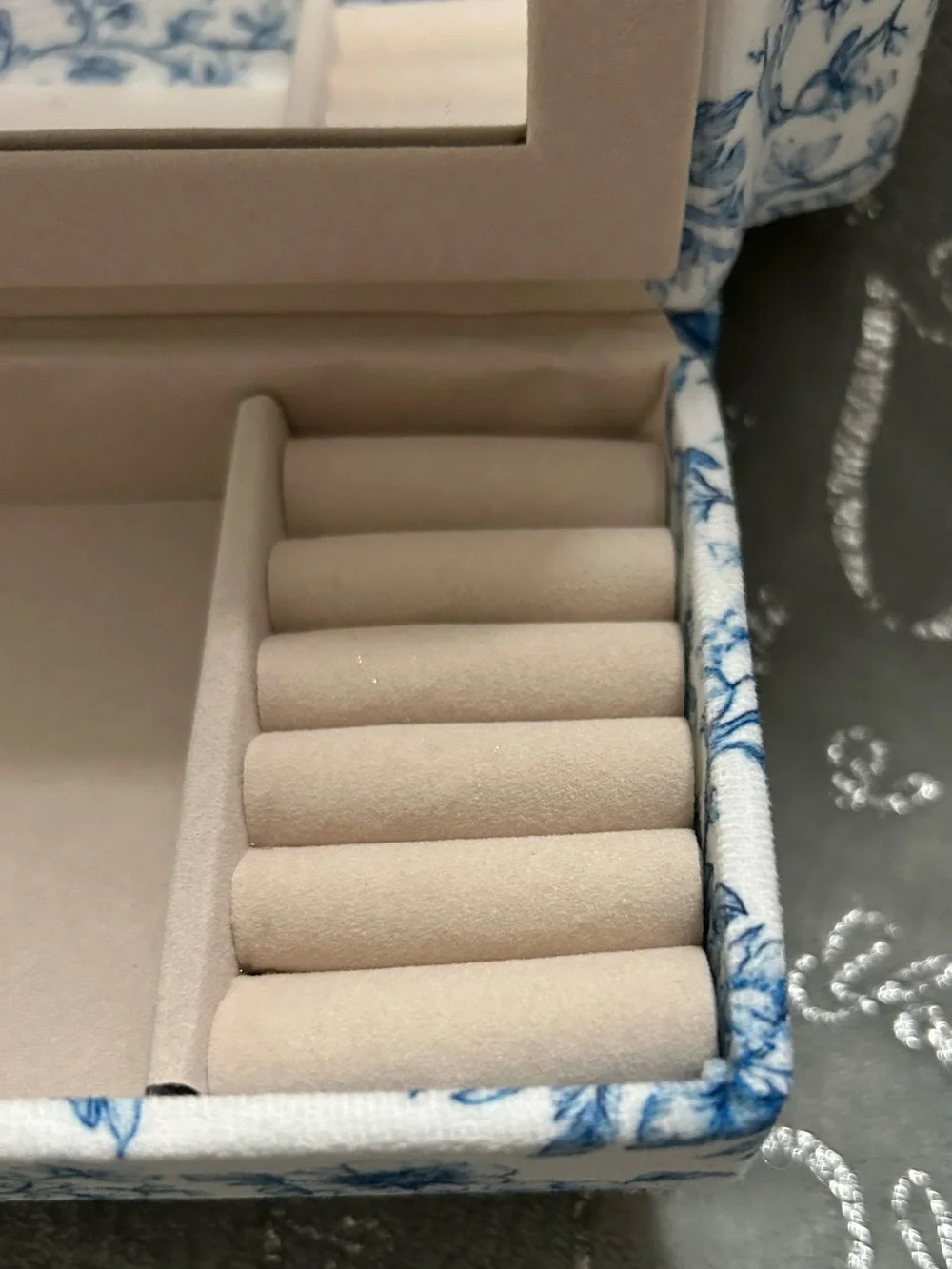 Hilabee soft plush