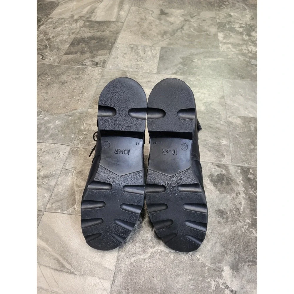Ro-Search silhouette or heel